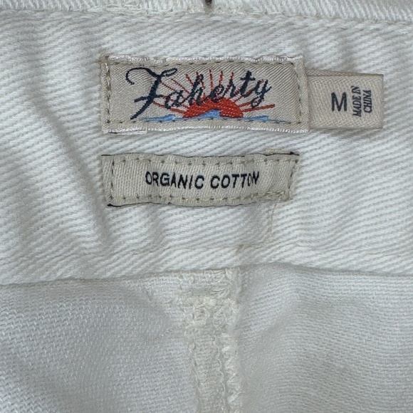 Faherty Organic Cotton High-Rise Shorts – Cream – Size M - Picture 2 of 4